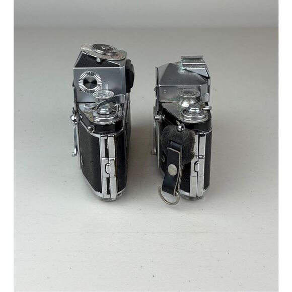 Vintage Exakta VX Ihagee Dresden Film Camera Lot of 2 & Accessories Germany - Picture 5 of 16